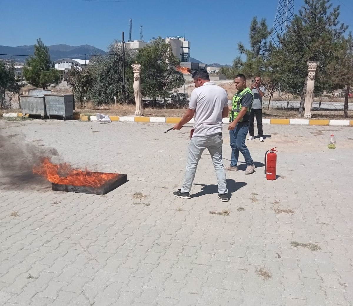 Emet MYO’da yangın tatbikatı