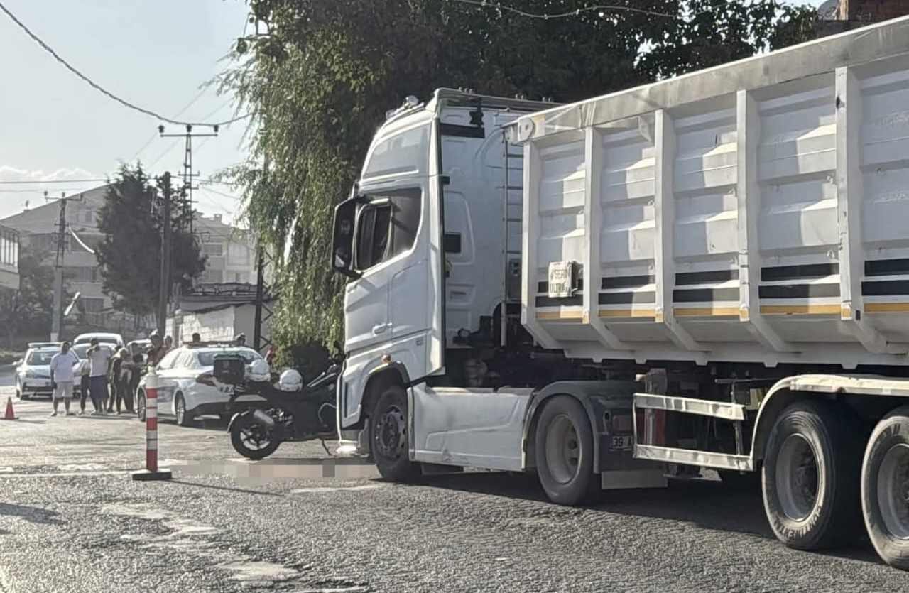 Kırklareli’nde yaya geçidinde tırın çarptığı kadın ağır yaralandı