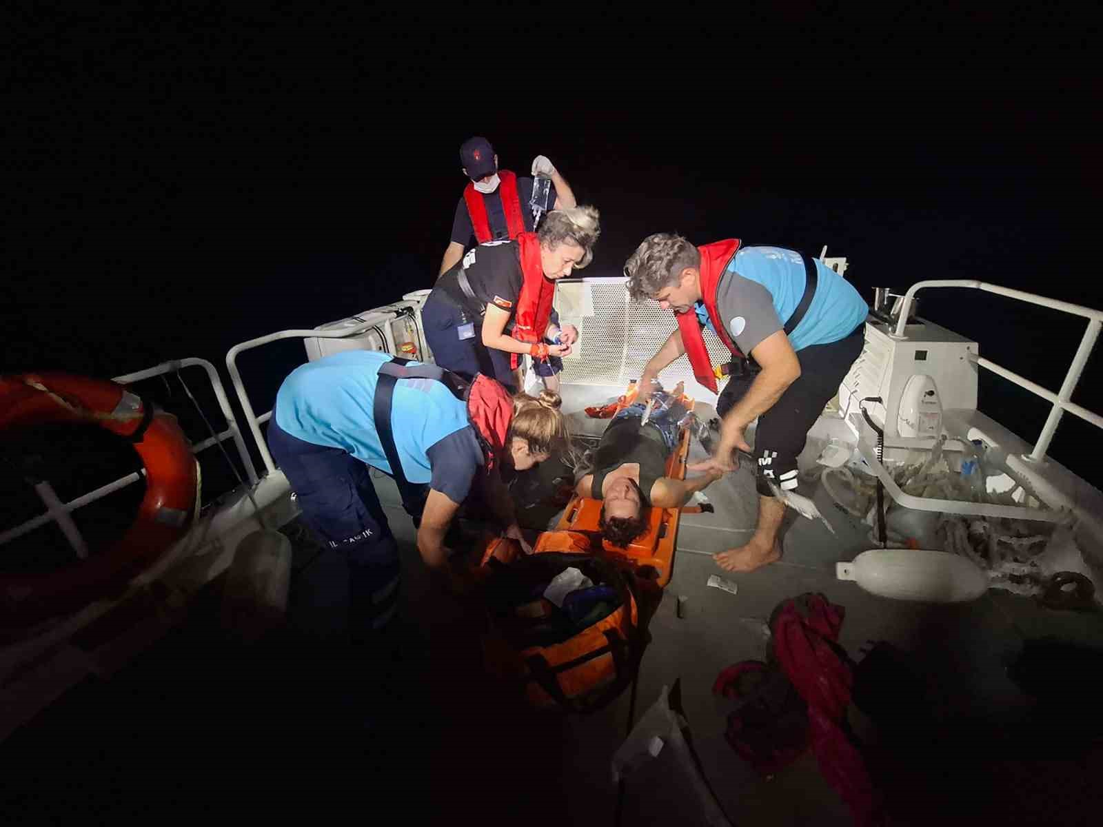 Fethiye’de teknede yaralanan vatandaşa tıbbi tahliye