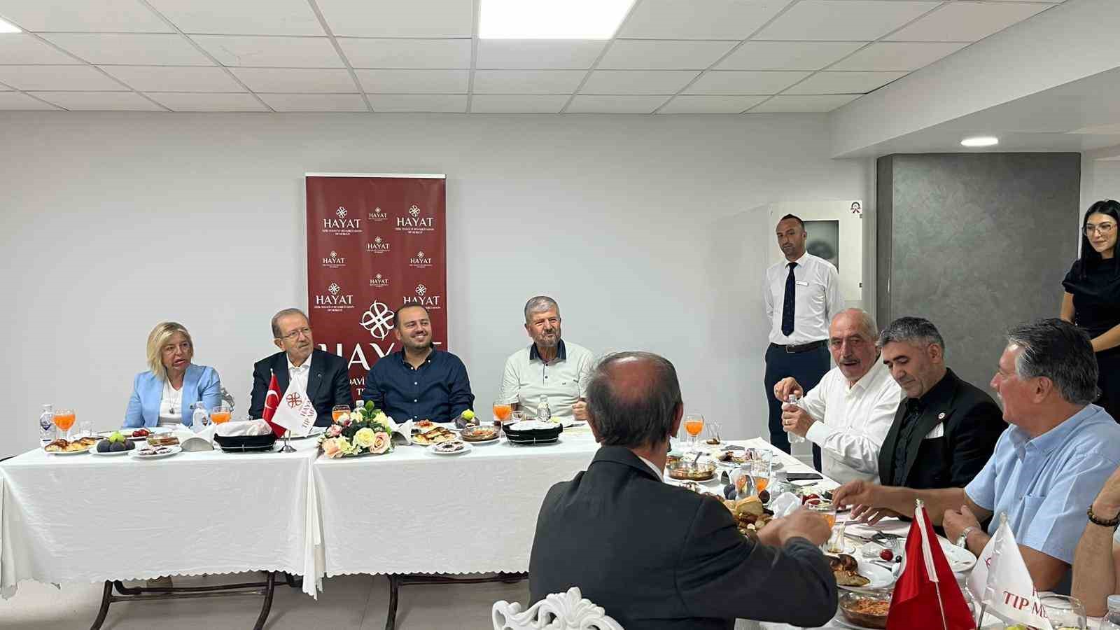 Muhtarlar Hayat Sağlık Grubu’nda buluştu