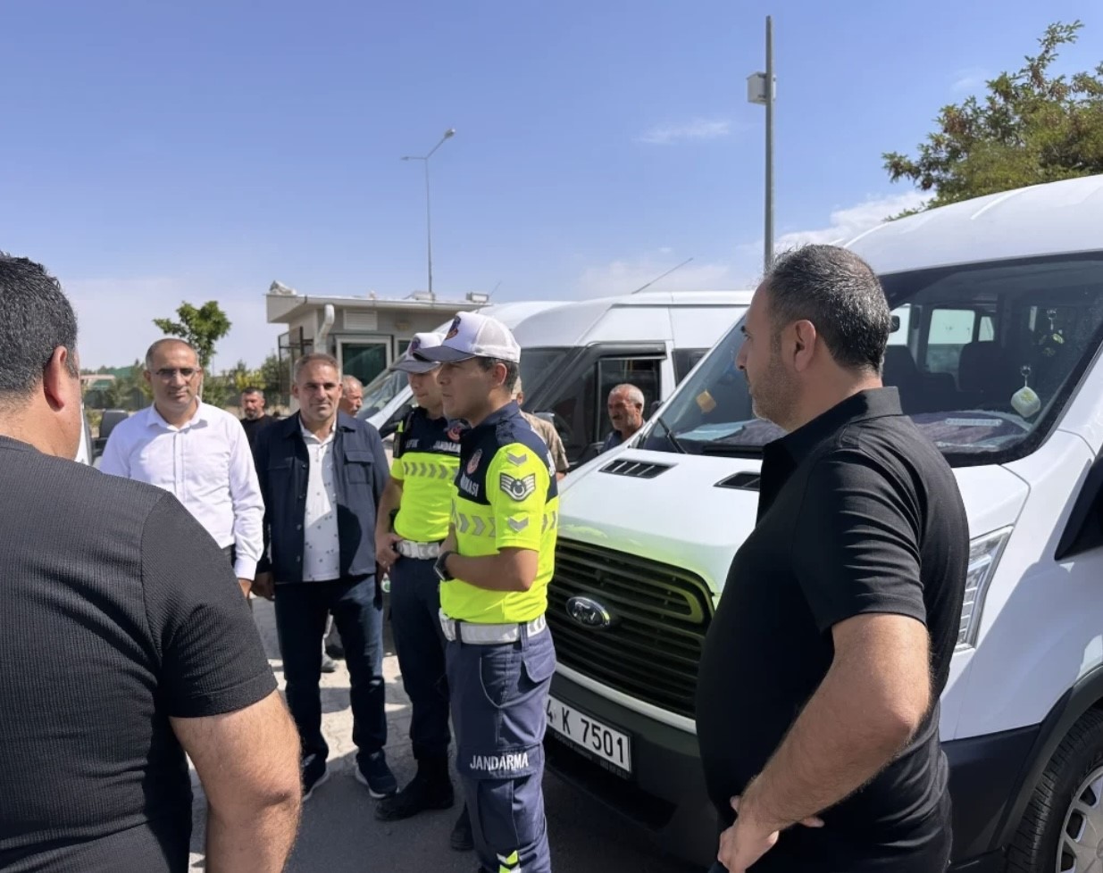 Patnos’ta servis araçlarına sıkı denetim