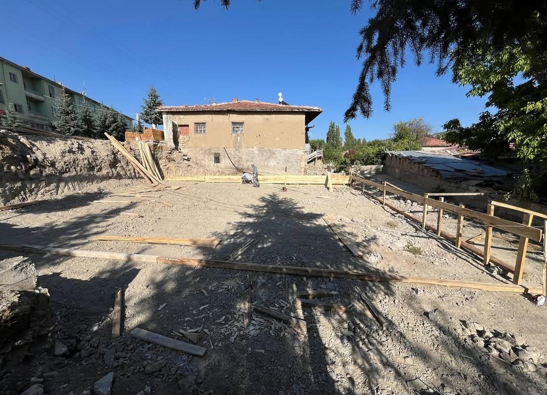 Özükavak Belediyesi misafirhane yapımına başladı