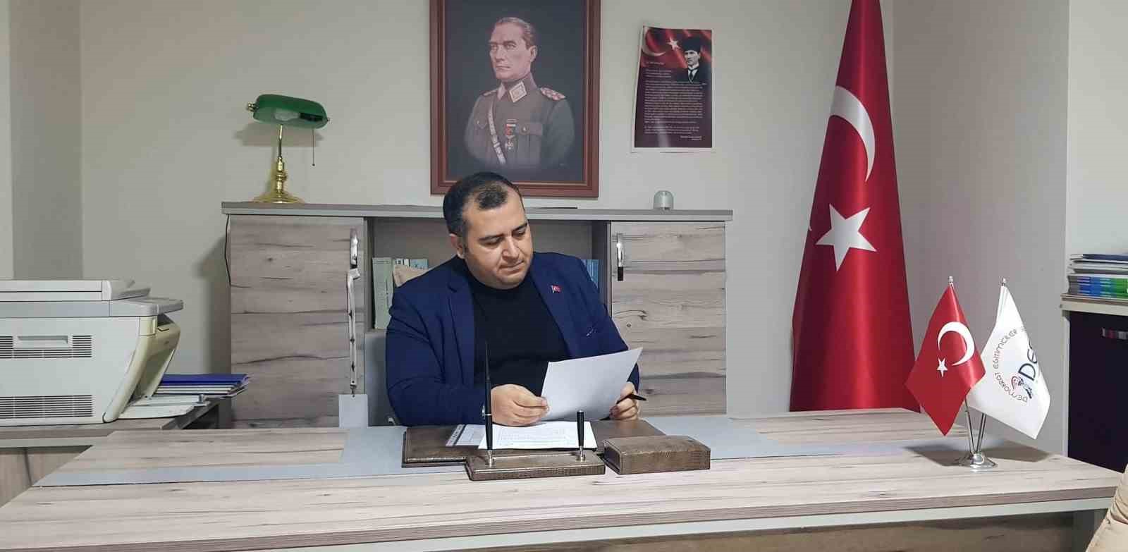 Güleç: "Coğrafya dersinin vatan sevgisi aşılamadaki rolü unutulmamalıdır"