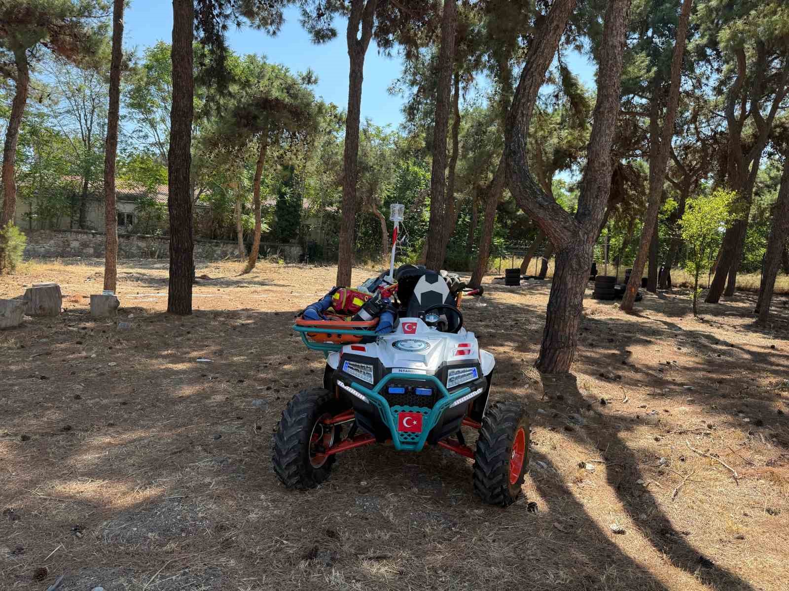 Ambulansın giremediği yollarda "sedyeli ATV" hizmet verecek
