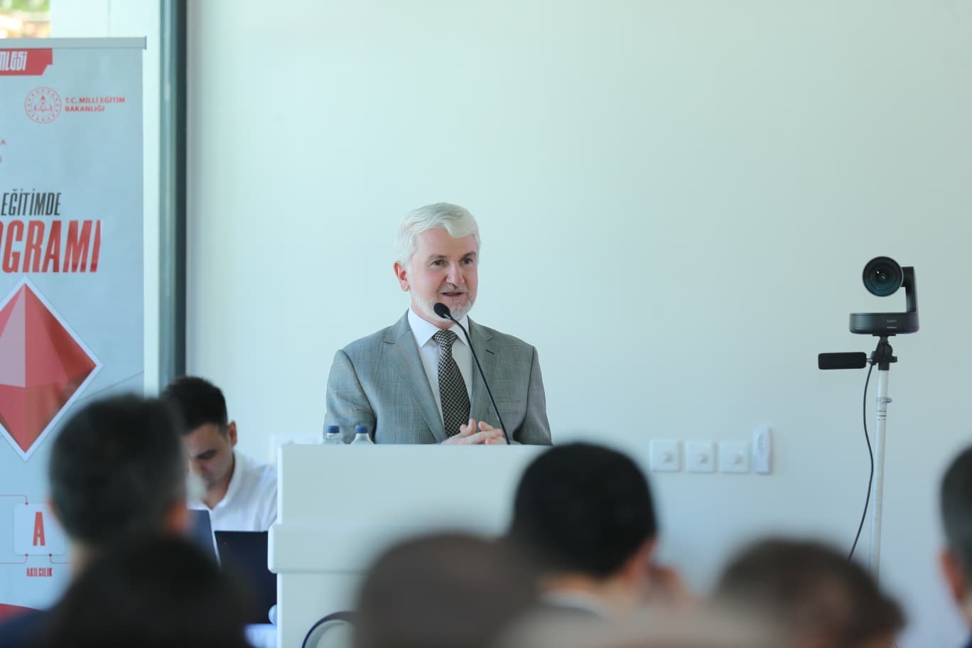 Milli Yetkinlik Hamlesi Projesi &rsquo;ELMAS&rsquo; programı &ccedil;er&ccedil;evesinde &ccedil;alıştay d&uuml;zenlendi
