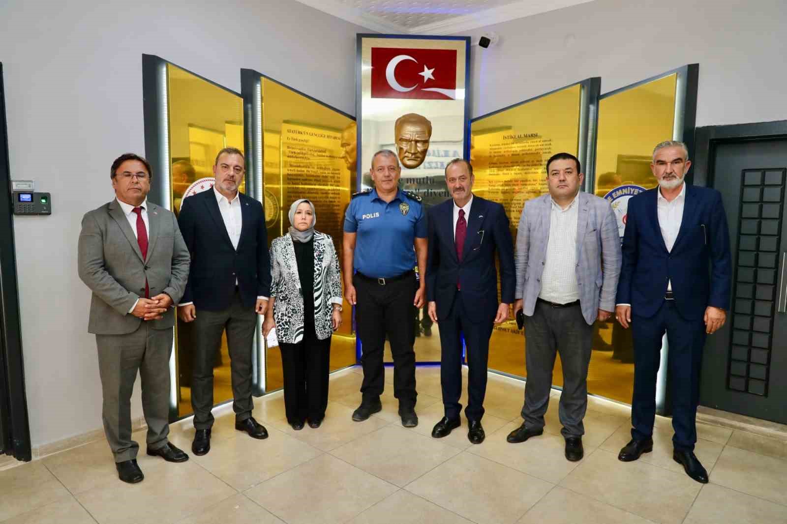 MHP&rsquo;li Osmanağaoğlu&rsquo;ndan Aliağa&rsquo;ya &ccedil;ıkarma
