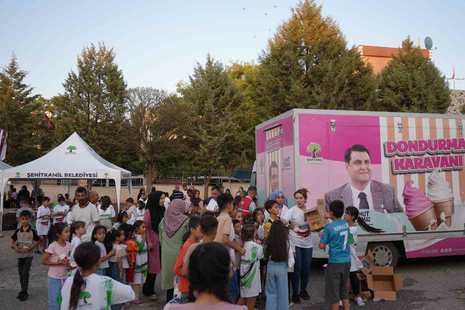 K&ouml;yce festivaline 10 bin kişi katıldı
