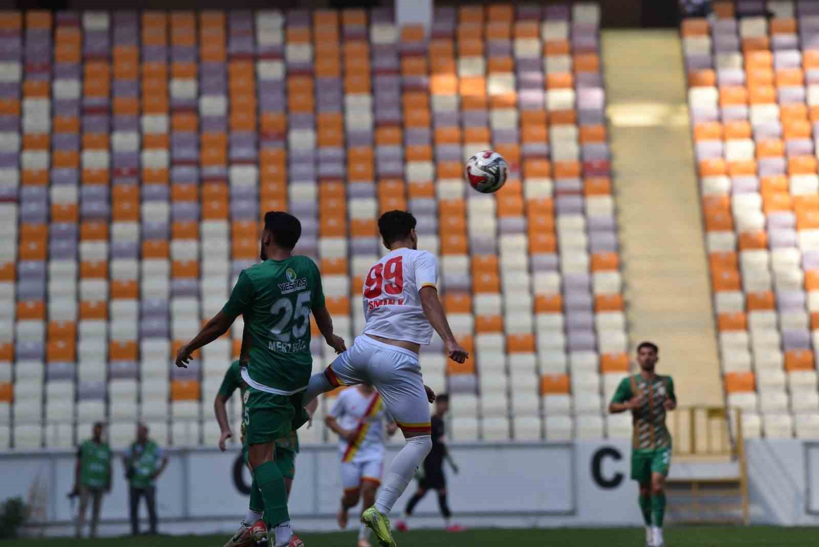 Malatya Yeşilyurtspor, Yeni Malatyaspor’u 5-0 mağlup ederek tur atladı