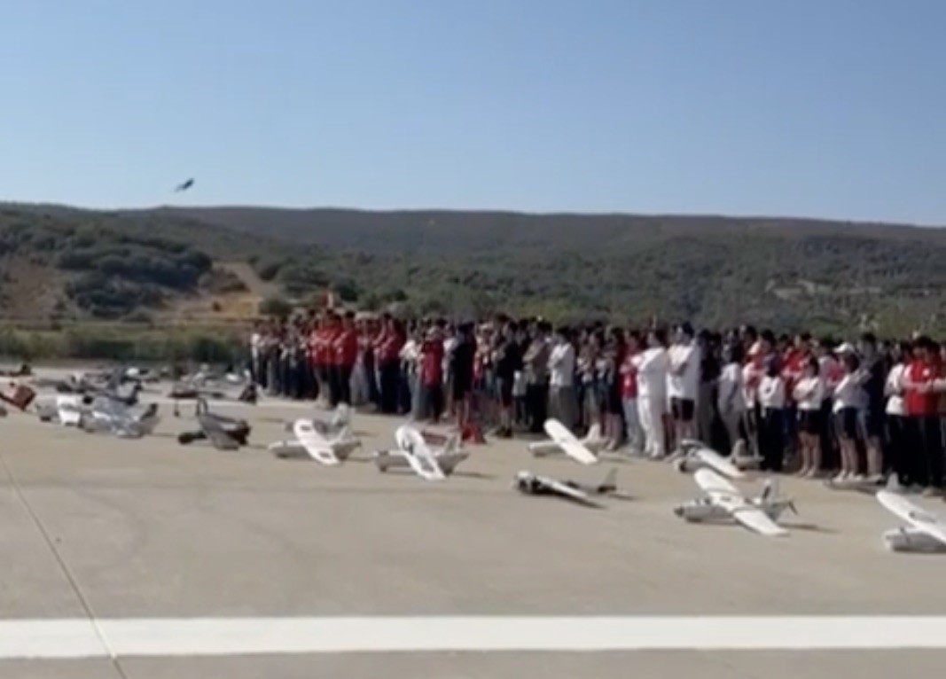 Gökçeada TEKNOFEST’te sıra ’Savaşan İHA Yıldızlar Yarışması’nda