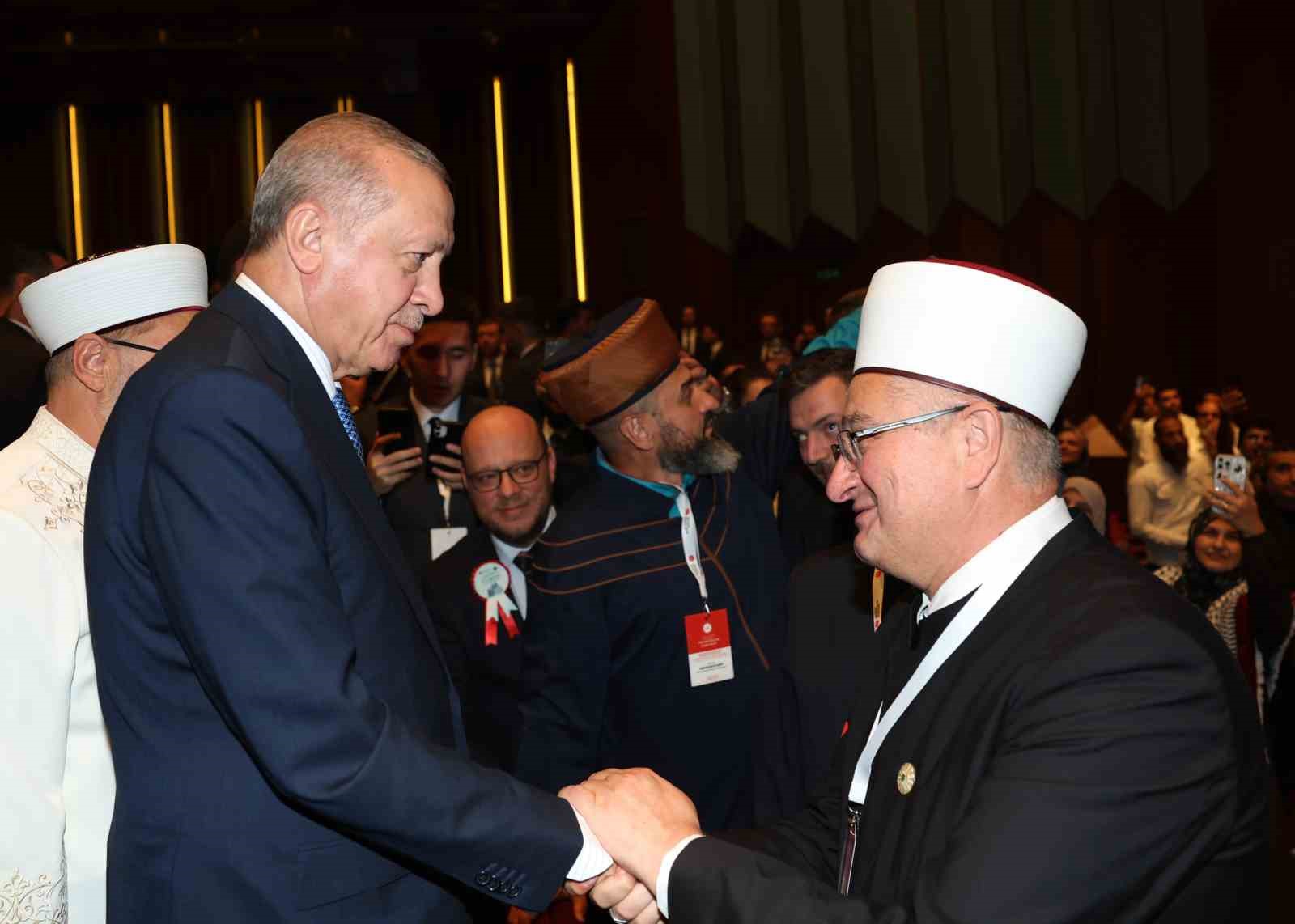 Cumhurbaşkanı Erdoğan: "Netanyahu denilen gaddarın, kafirin o kıyımına asla seyirci kalamayız"