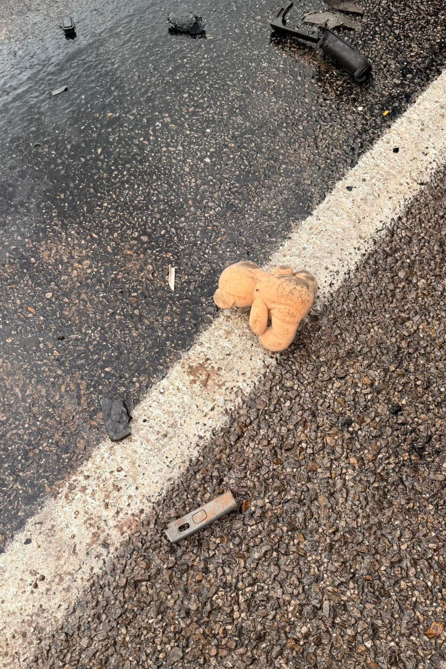 Gümüşhane’de kamyonlar kafa kafaya çarpıştı: 1 ağır yaralı
