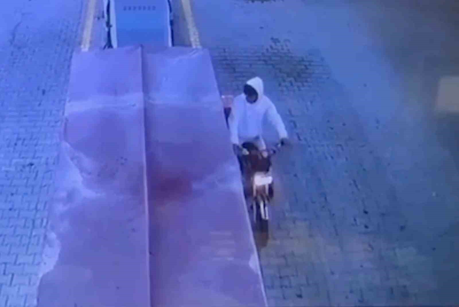 İki ilde motosiklet çalan şüpheliler 52 saatlik güvenlik kamerası görüntüsü izlenerek yakalandı