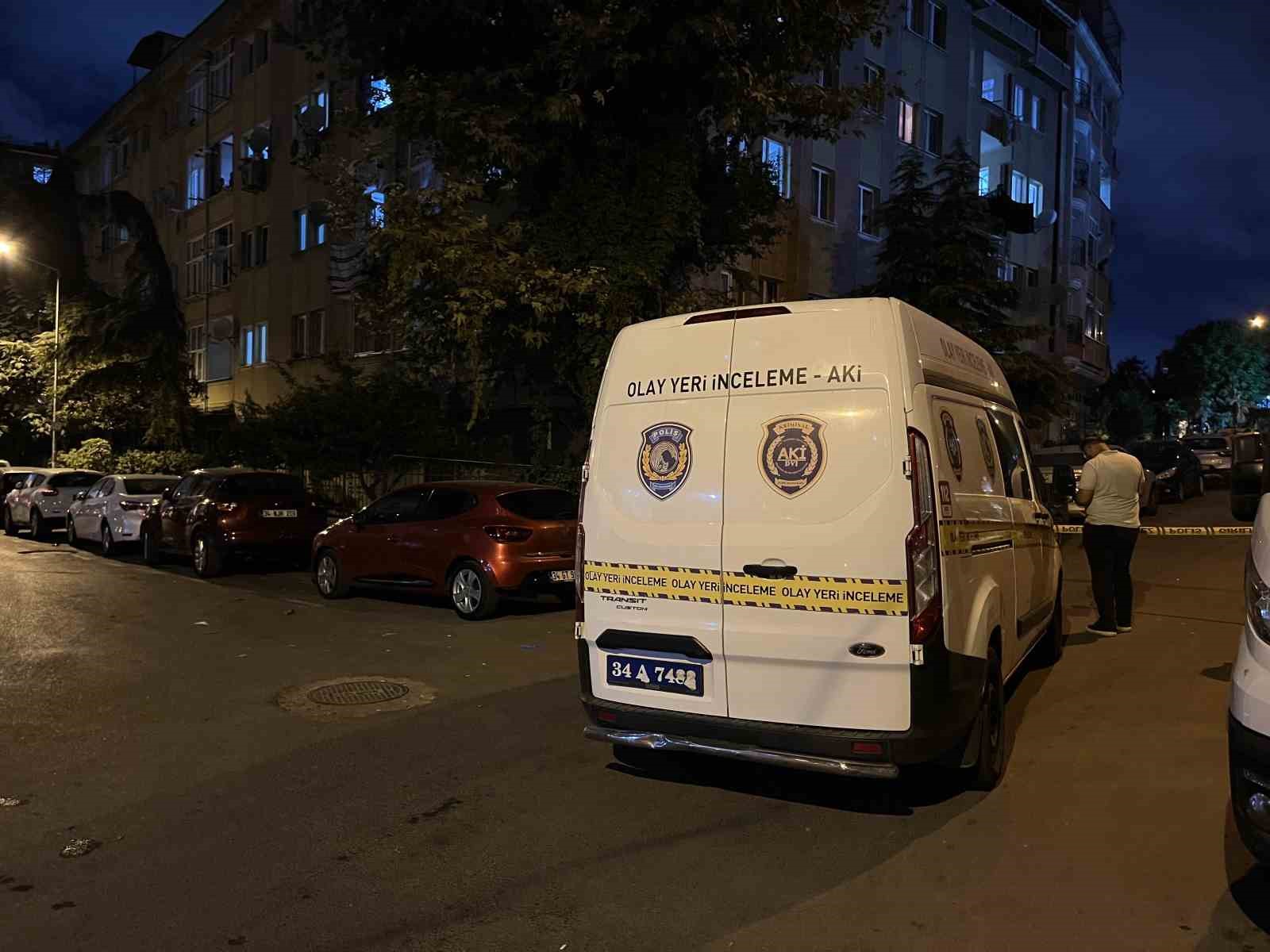 Bahçelievler’de husumetlisinin silahlı saldırısına uğrayan adam yaralandı
