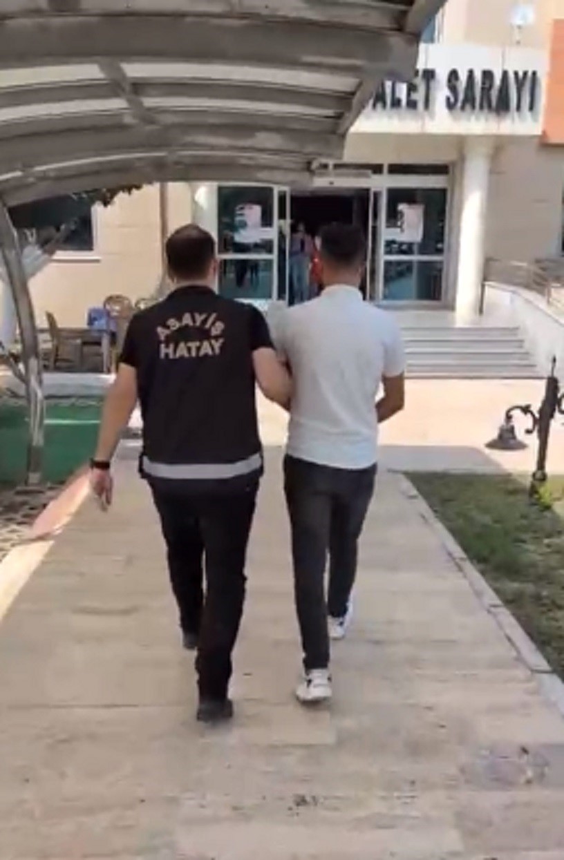 Dörtyol’da hapis cezası ile aranan 3 kişi yakalandı