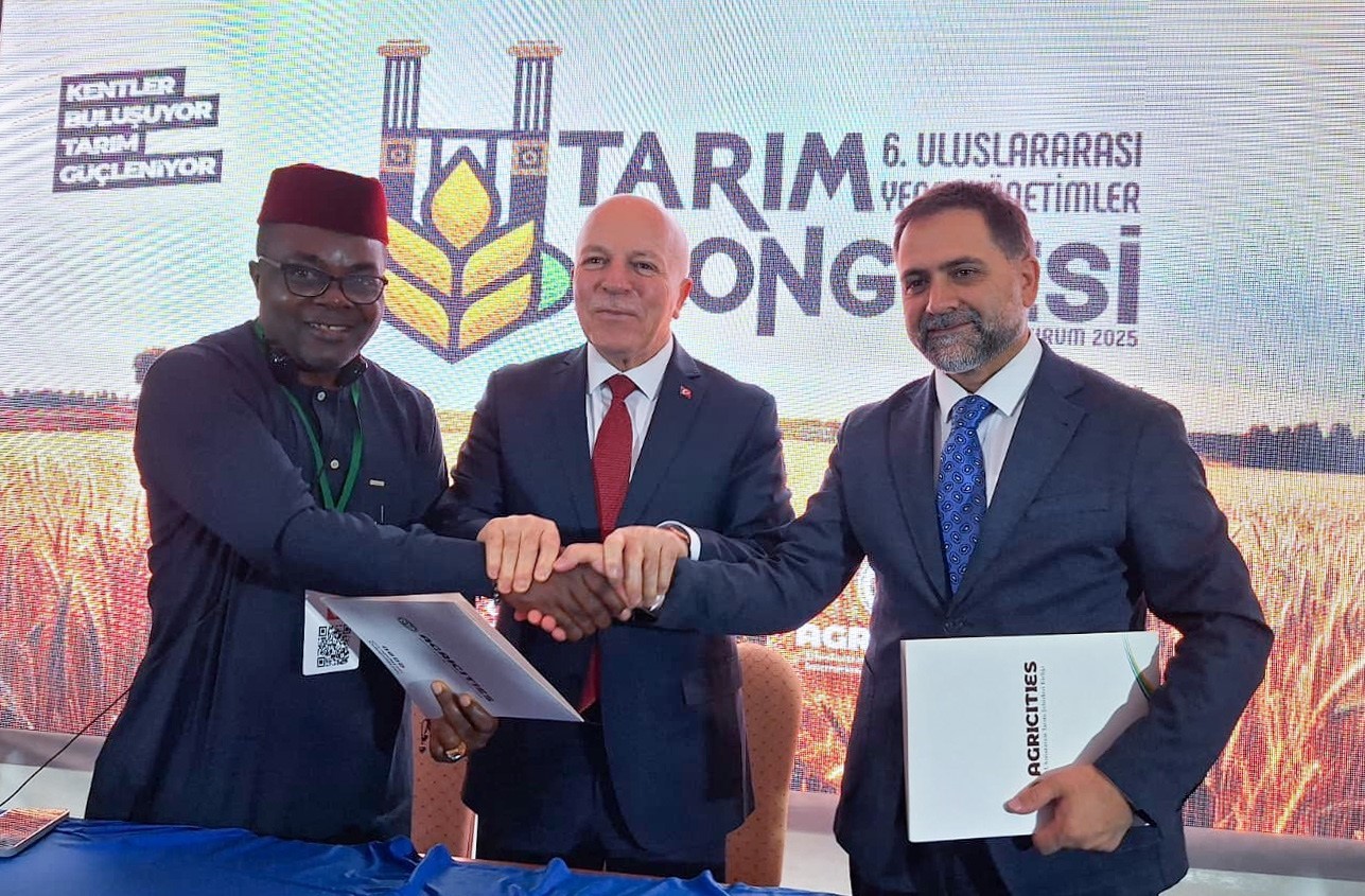 6. Uluslararası yerel y&ouml;netimler Tarım Kongresi&rsquo;nde &ouml;nemli bir kardeşlik k&ouml;pr&uuml;s&uuml; kuruldu
