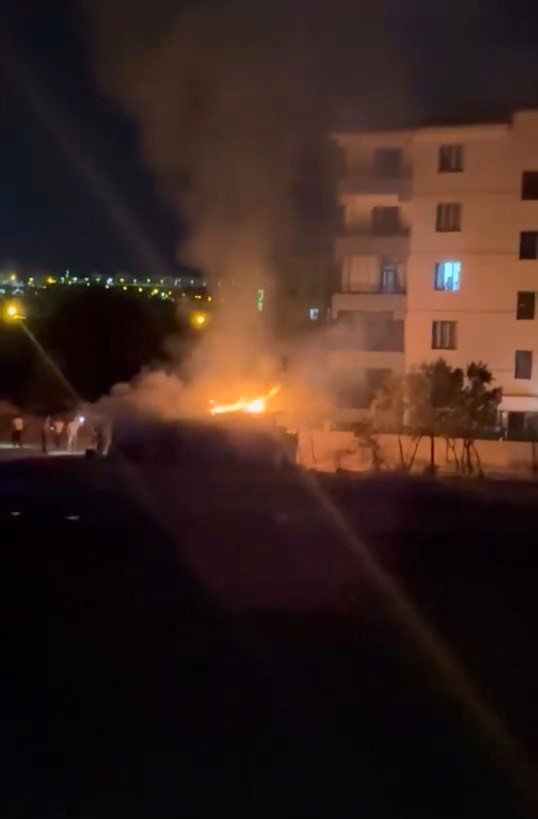 Elazığ’da kümes yangını