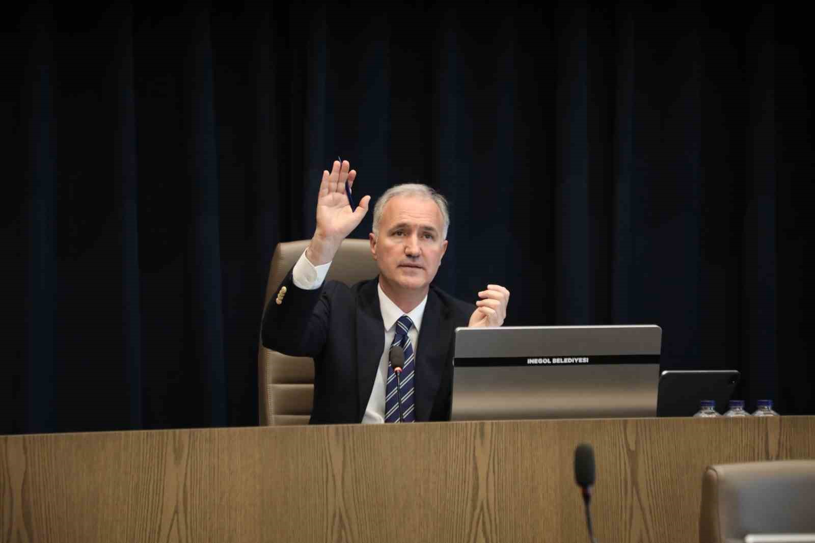 Kurtuluşun izleri İneg&ouml;l Belediye Meclisinde canlandı
