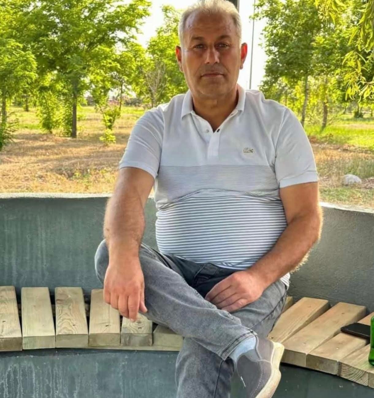 Cizre&rsquo;de freni boşalan kamyon bariyerlere &ccedil;arpıp devrildi, s&uuml;r&uuml;c&uuml; yanarak hayatını kaybetti
