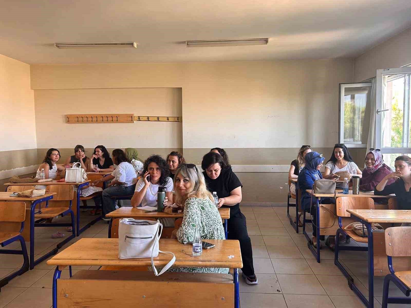 Sarıg&ouml;l&rsquo;de T&uuml;rkiye Y&uuml;zyılı Maarif Mod&uuml;l&uuml; Eğitimi Semineri d&uuml;zenlendi
