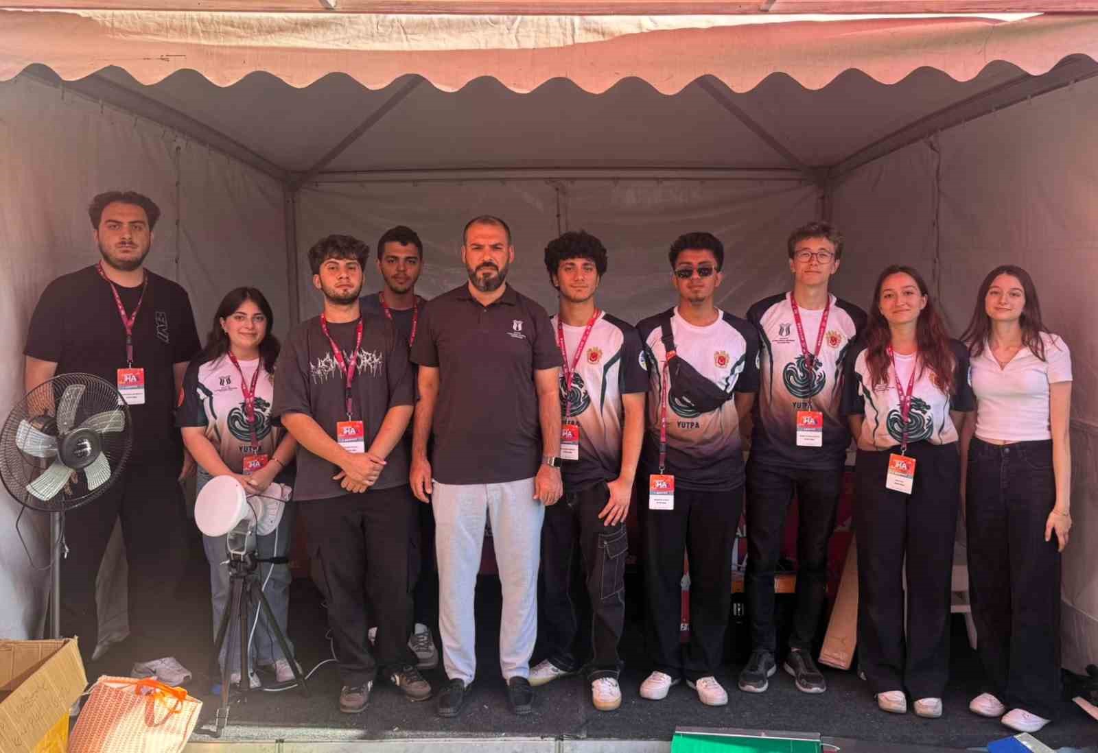 SUB&Uuml; &ouml;ğrencilerinden Savaşan İHA Yarışması&rsquo;nda 2 &ouml;d&uuml;l birden
