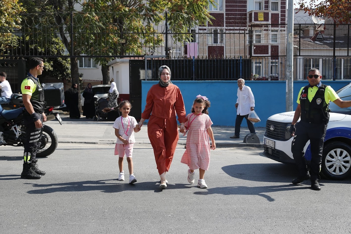 Bağcılar zabıtası ile okul yolu daha güvenli