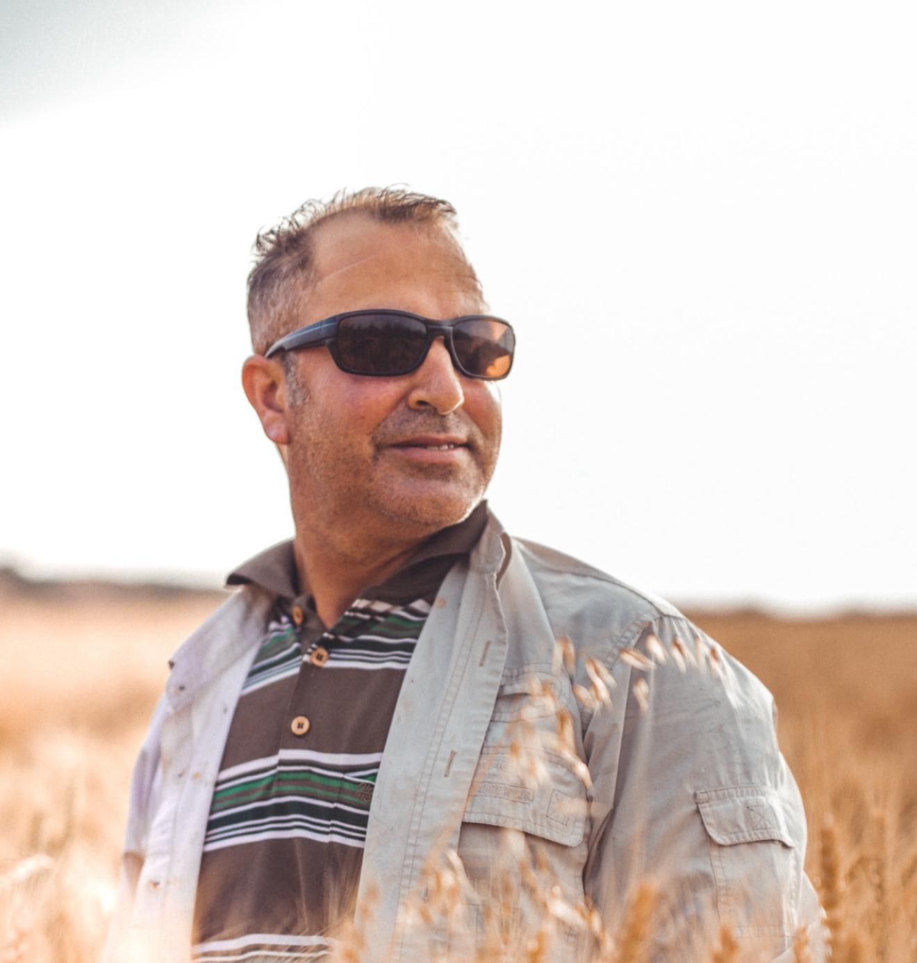 Sulama kanalına devrilen trakt&ouml;r&uuml;n s&uuml;r&uuml;c&uuml;s&uuml; hayatını kaybetti
