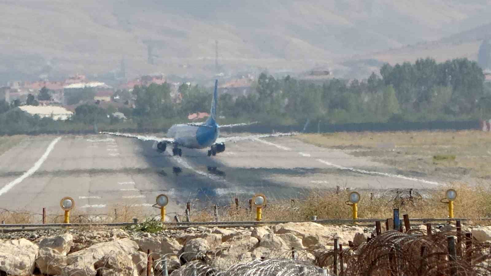 Van Ferit Melen Havalimanı 3 aylık bakıma giriyor
