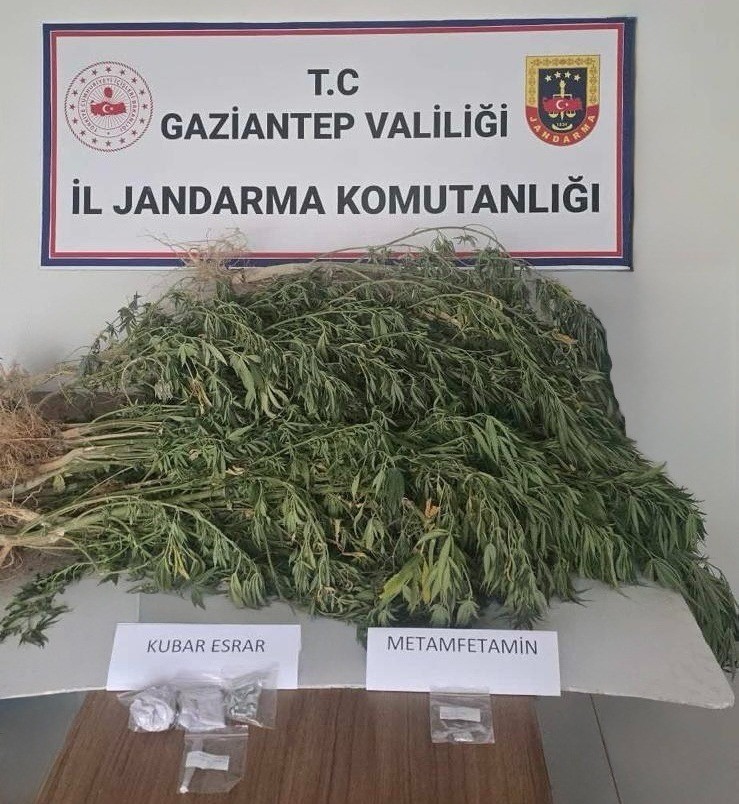 Gaziantep’te kaçakçılık ve uyuşturucu operasyonlarında 139 şüpheli yakalandı

