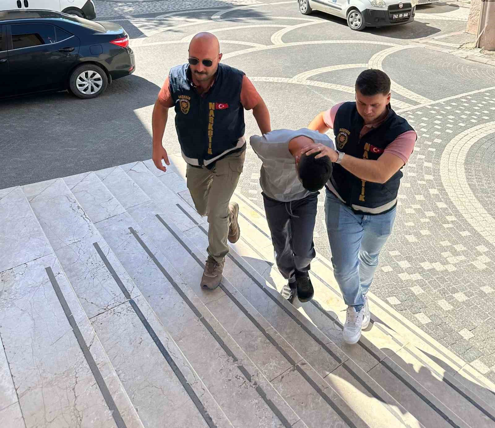 Akşehir’de uyuşturucu operasyonu: 2 kişi tutuklandı