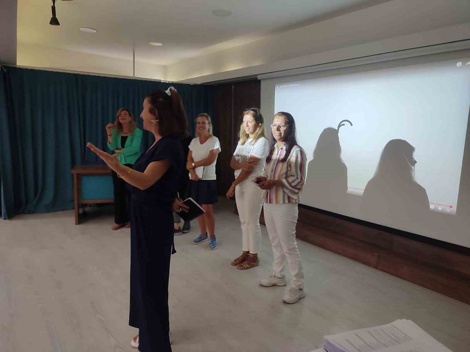 Bursa’da "Türkiye yüzyılı maarif modeli" eğitimleri başladı