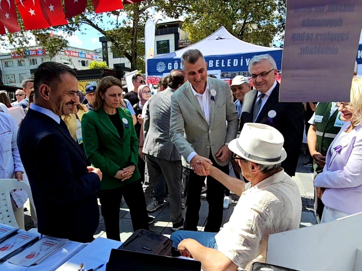 Sağlık sokağa indi
