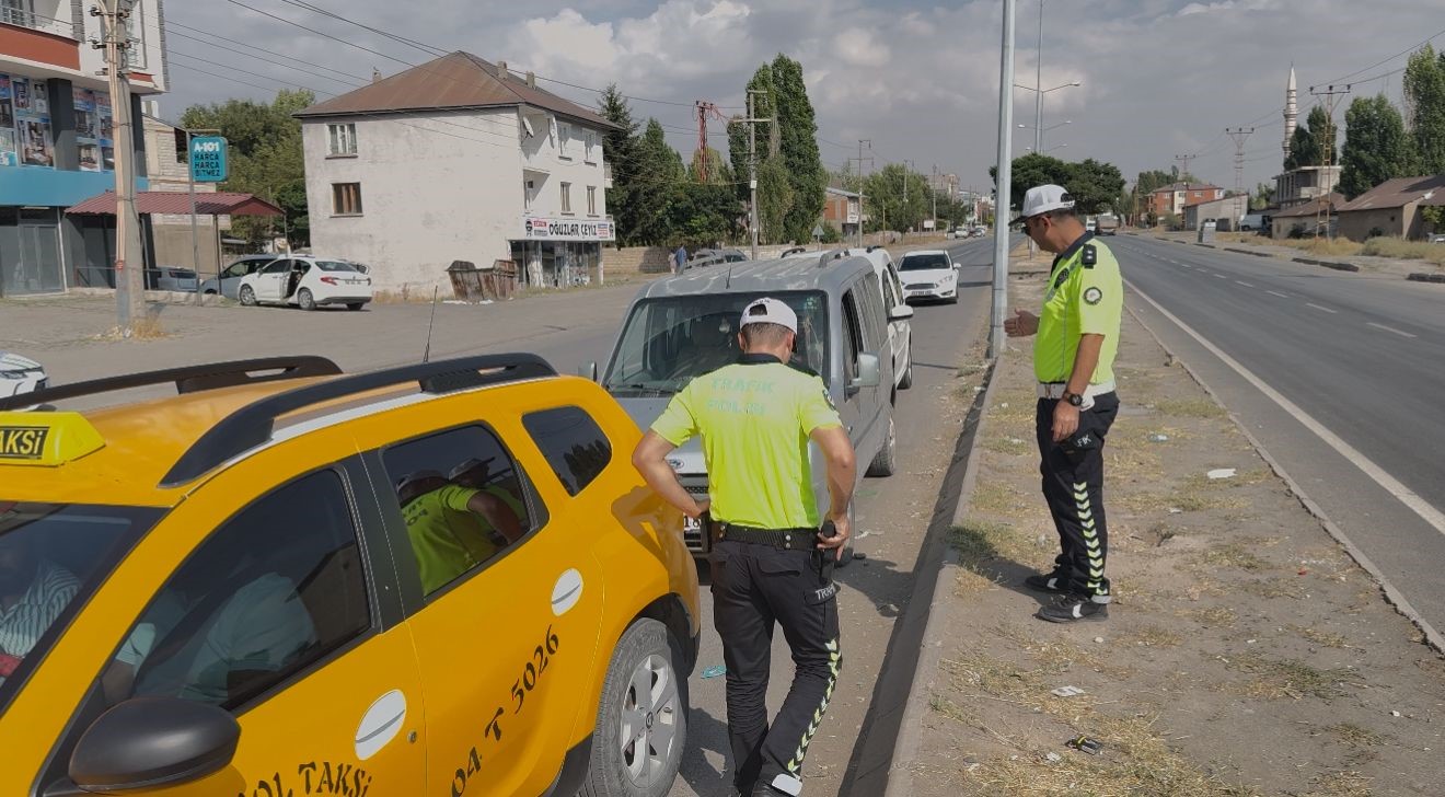 Patnos&rsquo;ta trafik denetimleri hız kesmiyor

