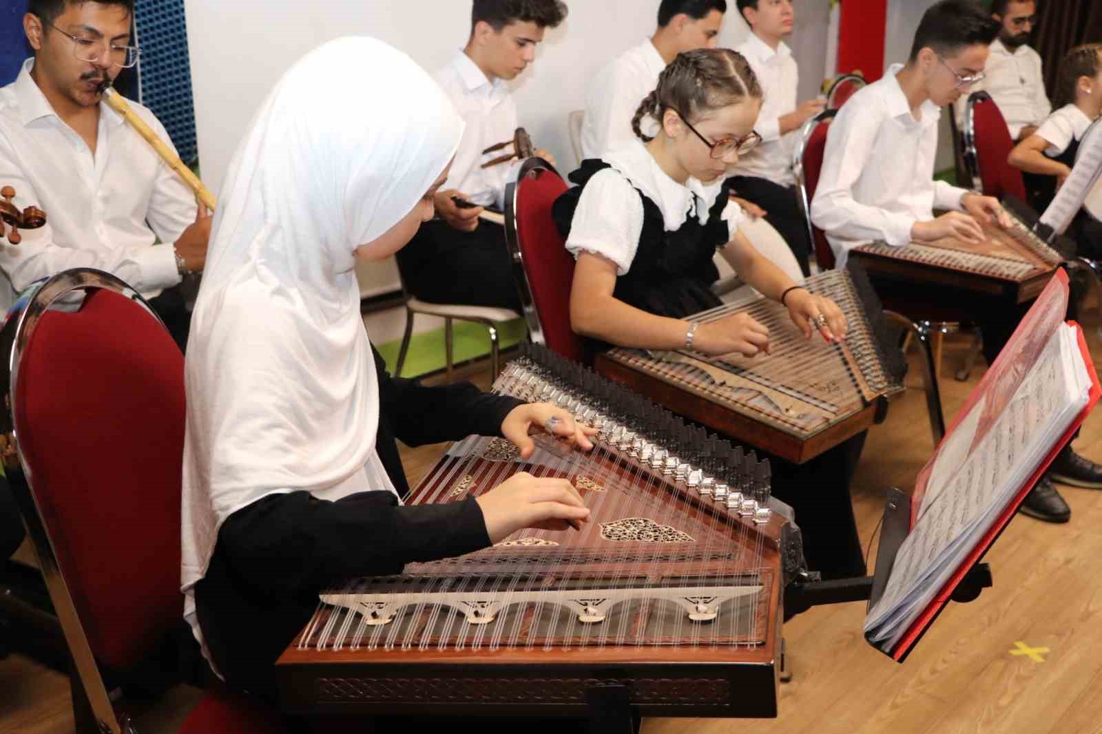 Sivas&rsquo;ta &ccedil;ocuklardan Mevlid-i Nebi Haftası&rsquo;na &ouml;zel konser
