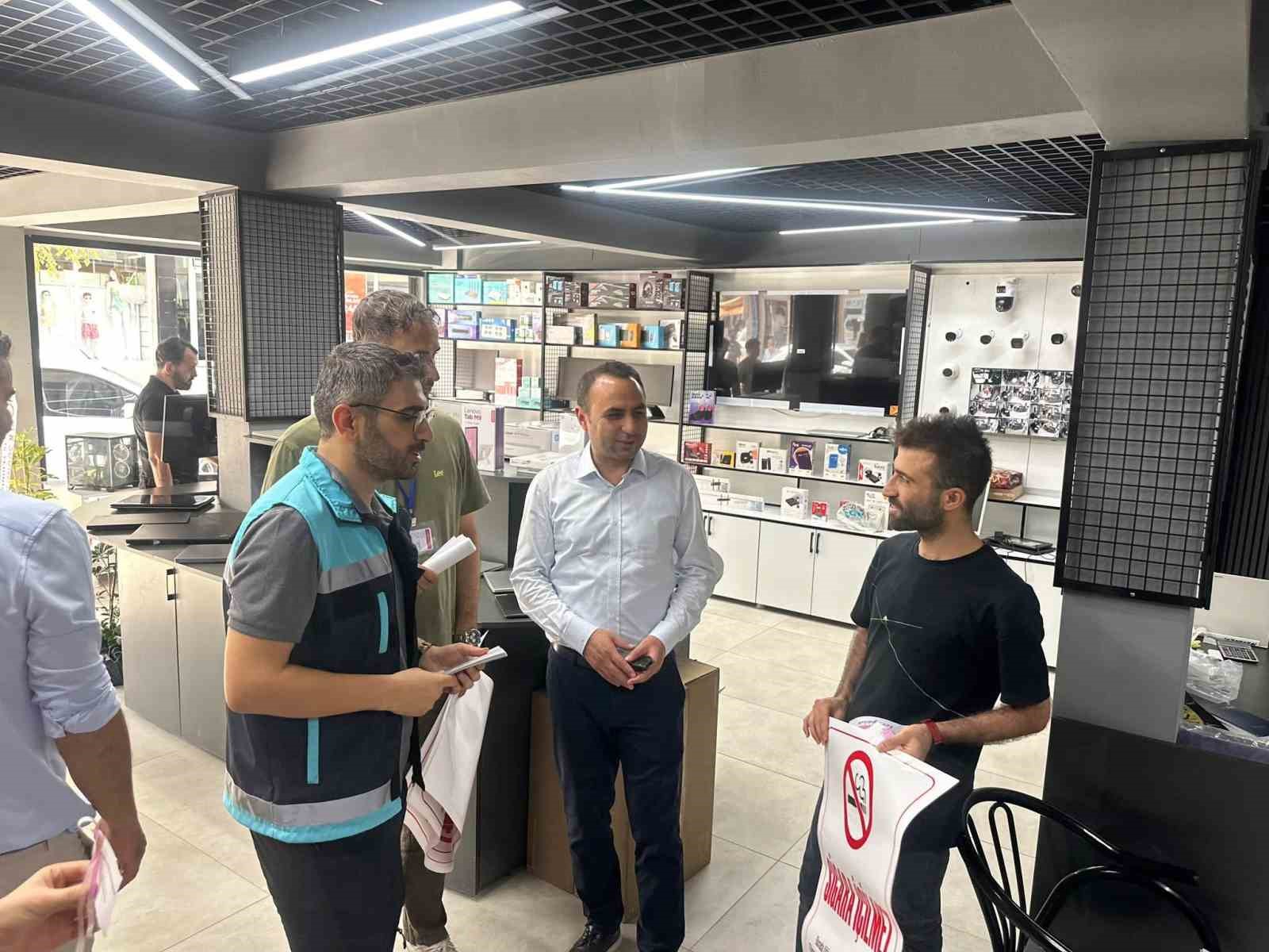 Silopi&rsquo;de vatandaşlar sigaranın zararları hakkında bilgilendirildi
