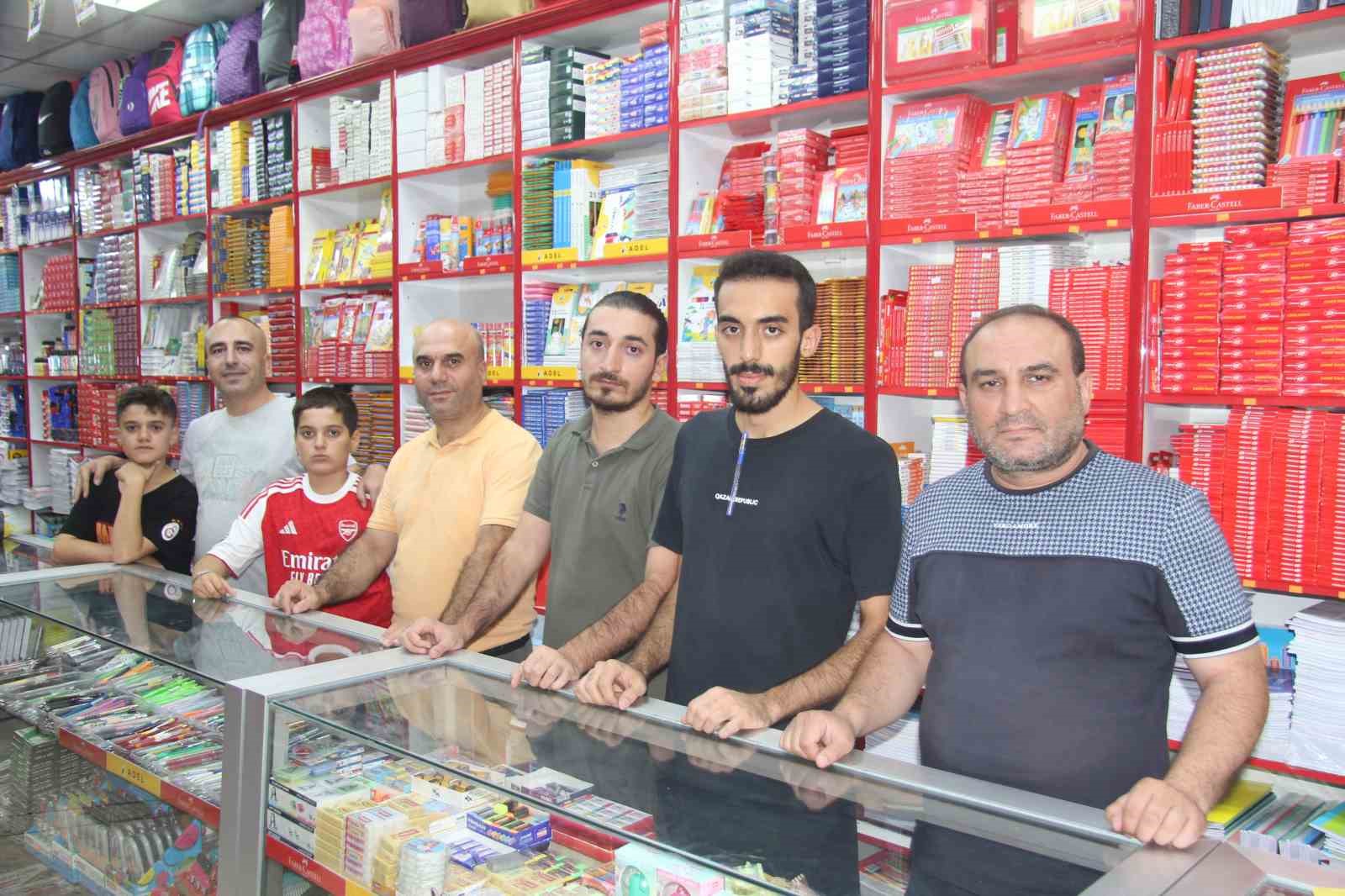 Kırtasiyelerde okul alışverişi yoğunluğu başladı
