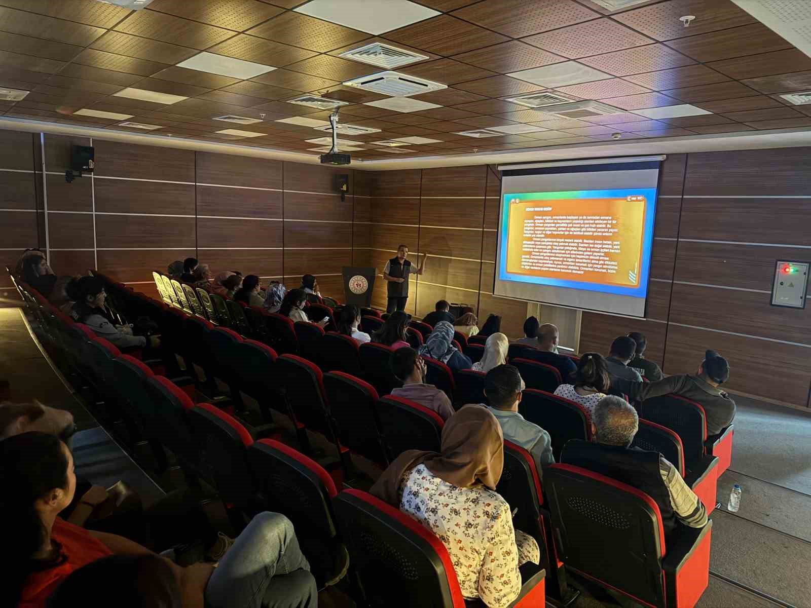 Kars&rsquo;ta orman yangınları farkındalık eğitimi verildi
