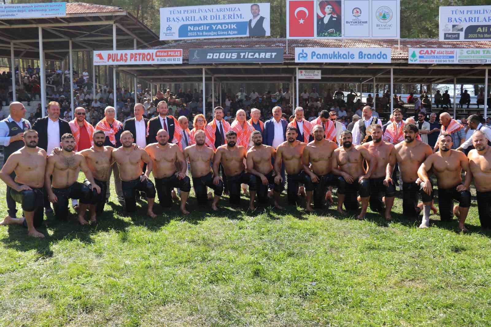 Başkan Bütün; &quot;Belediye bütçesine dokunmadan Beyağaç’ta dillere destek bir festival yaptık&quot;