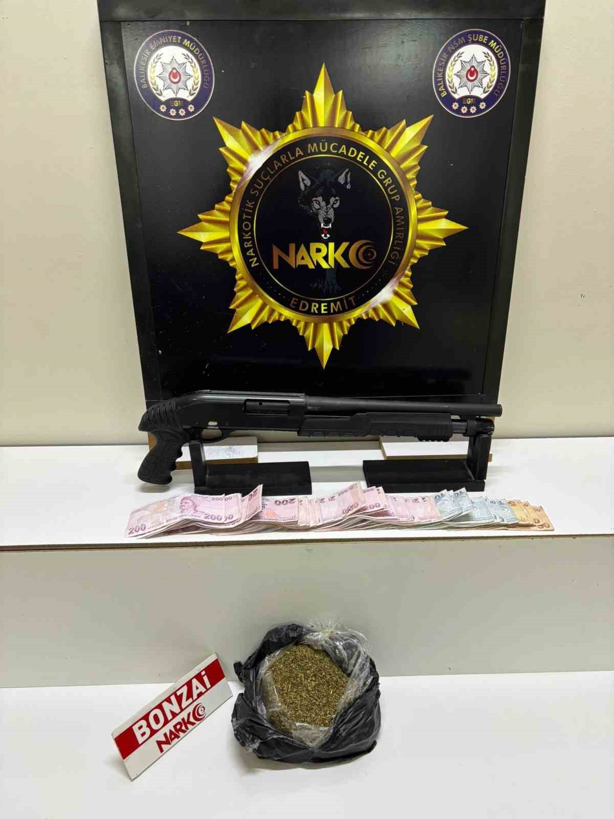Eedremit’te uyuşturucu operasyonu: bonzai ve silah ele geçirildi