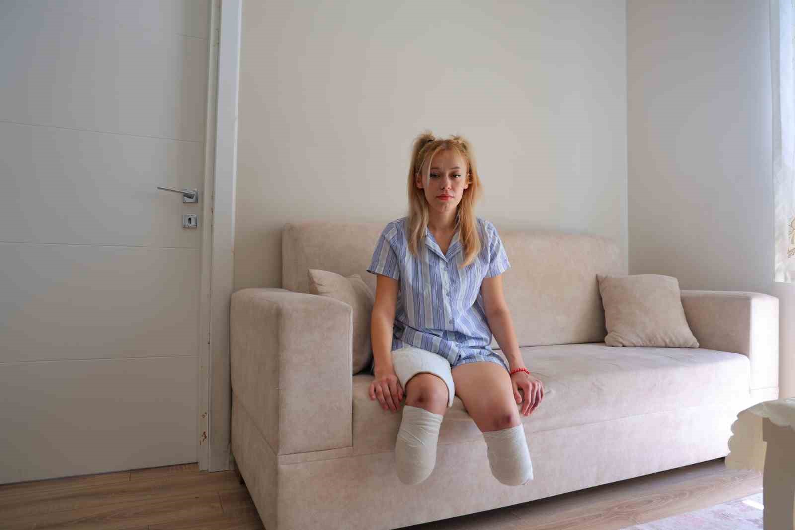 İrem’in iki bacağını, şoförsüz tır koparmış: "Hayatıma protezle devam edeceğim"