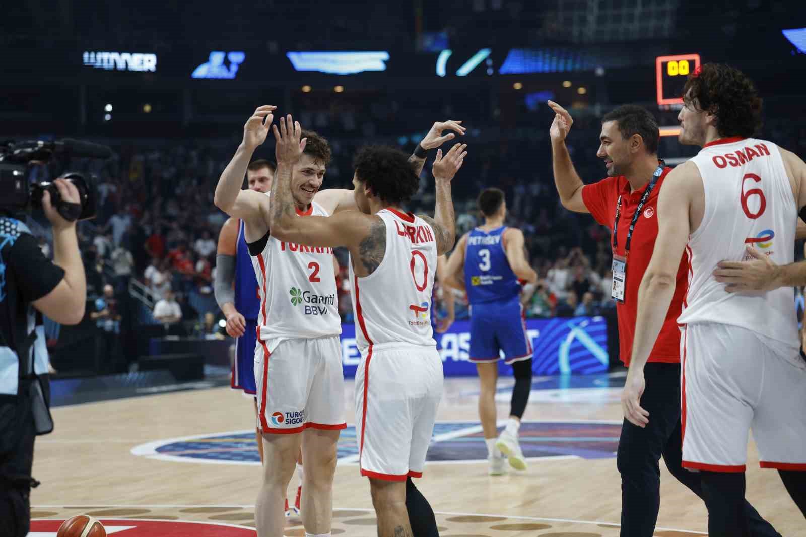 A Milli Erkek Basketbol Takımı, son 16 turunda İsveç ile karşılaşacak
