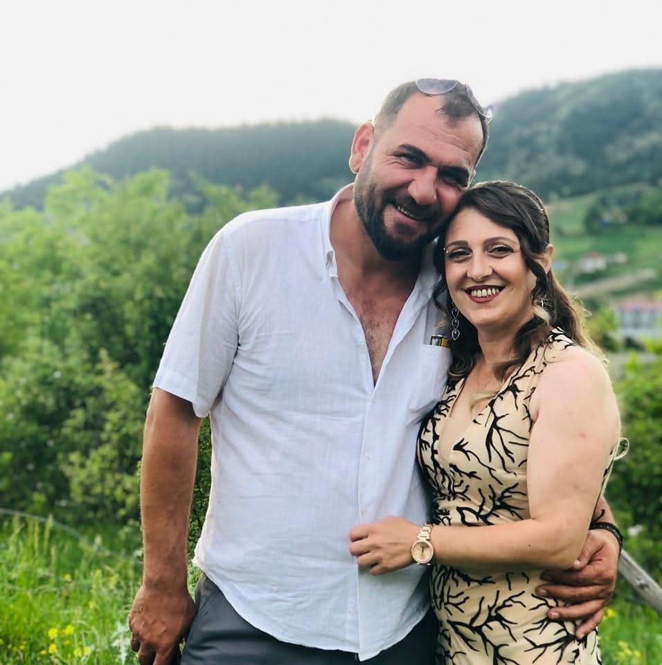 Artvin’de kamyon uçuruma yuvarlandı, karı koca hayatını kaybetti

