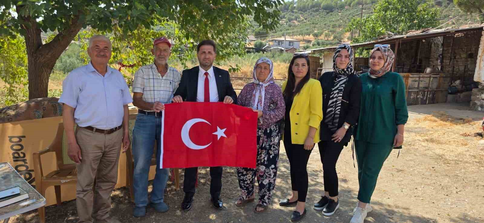 Tire AK Parti’den şehit ailesine anlamlı ziyaret