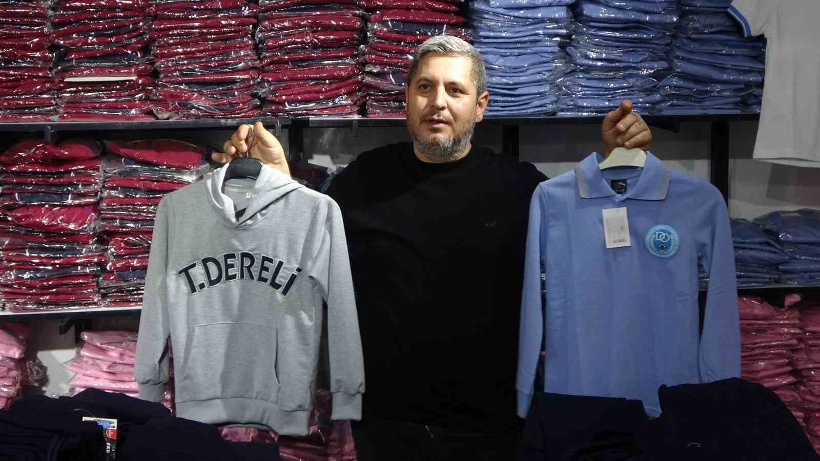 Okul alışverişinde yoğunluk başladı
