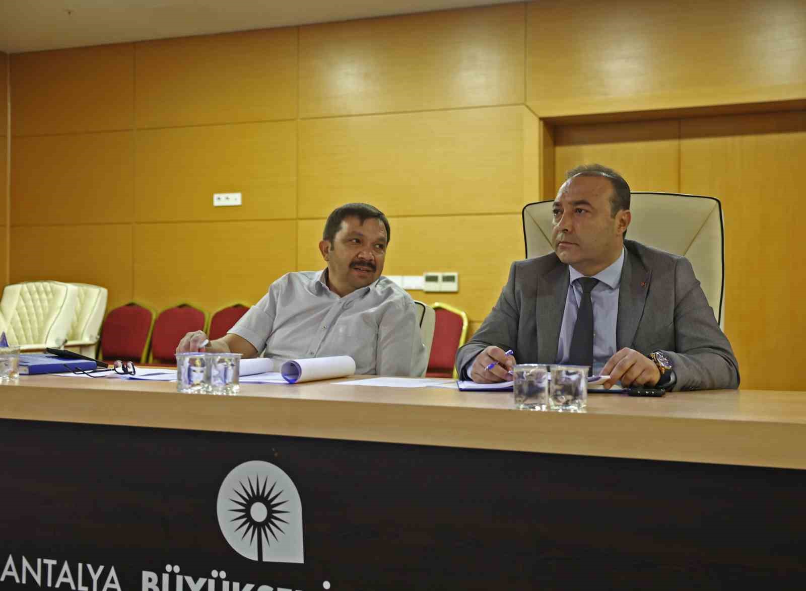 Toptancı haller için sezon öncesi koordinasyon toplantısı yapıldı