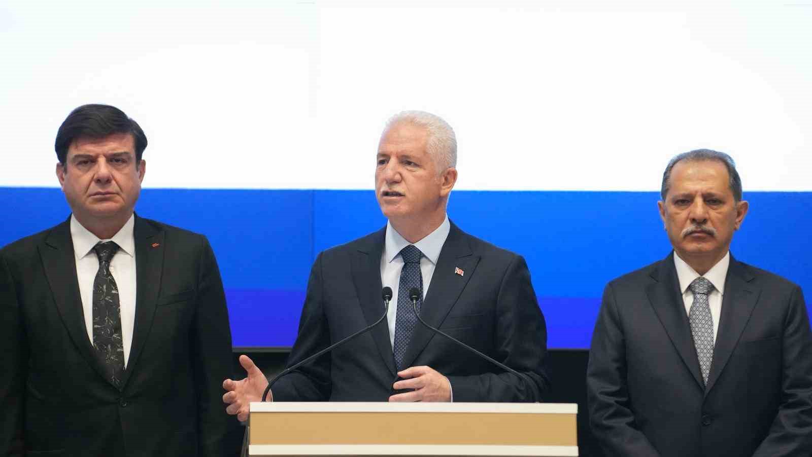 İstanbul Valisi Davut Gül asayiş verilerini açıkladı, yeni eğitim ve öğretim dönemindeki önlemlere dikkat çekti