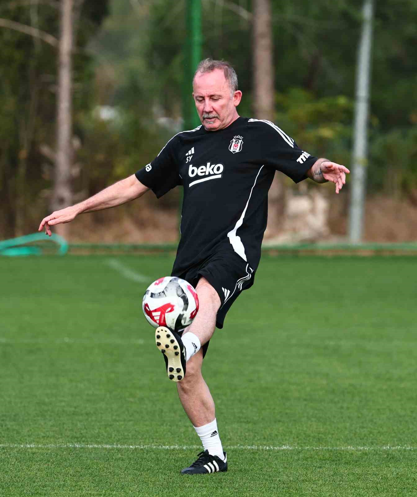 Beşiktaş, Başakşehir maçı hazırlıklarını sürdürdü
