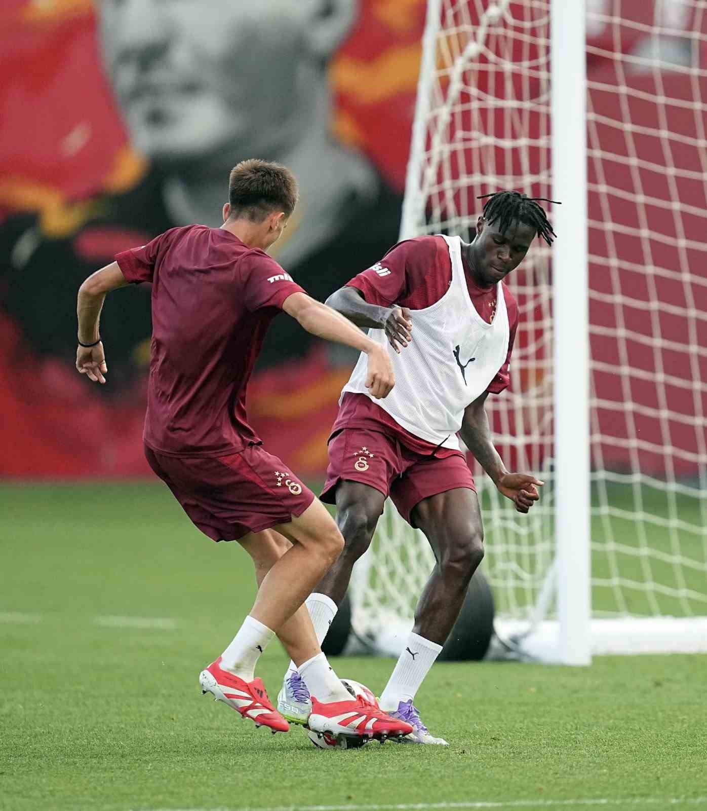 Galatasaray, Eyüpspor maçı hazırlıklarını sürdürdü
