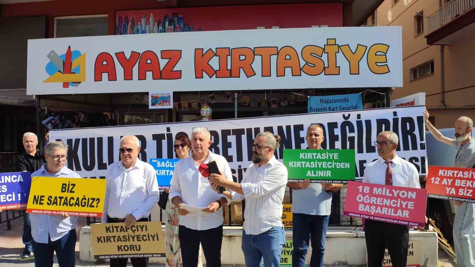 Ankara Kitap ve Kırtasiyeciler Oda Başkanı Küçükarzuman: "Kırtasiye ve kırtasiye ürünlerinde yüzde 20 olan KDV oranının sıfırlanmasını istiyoruz"