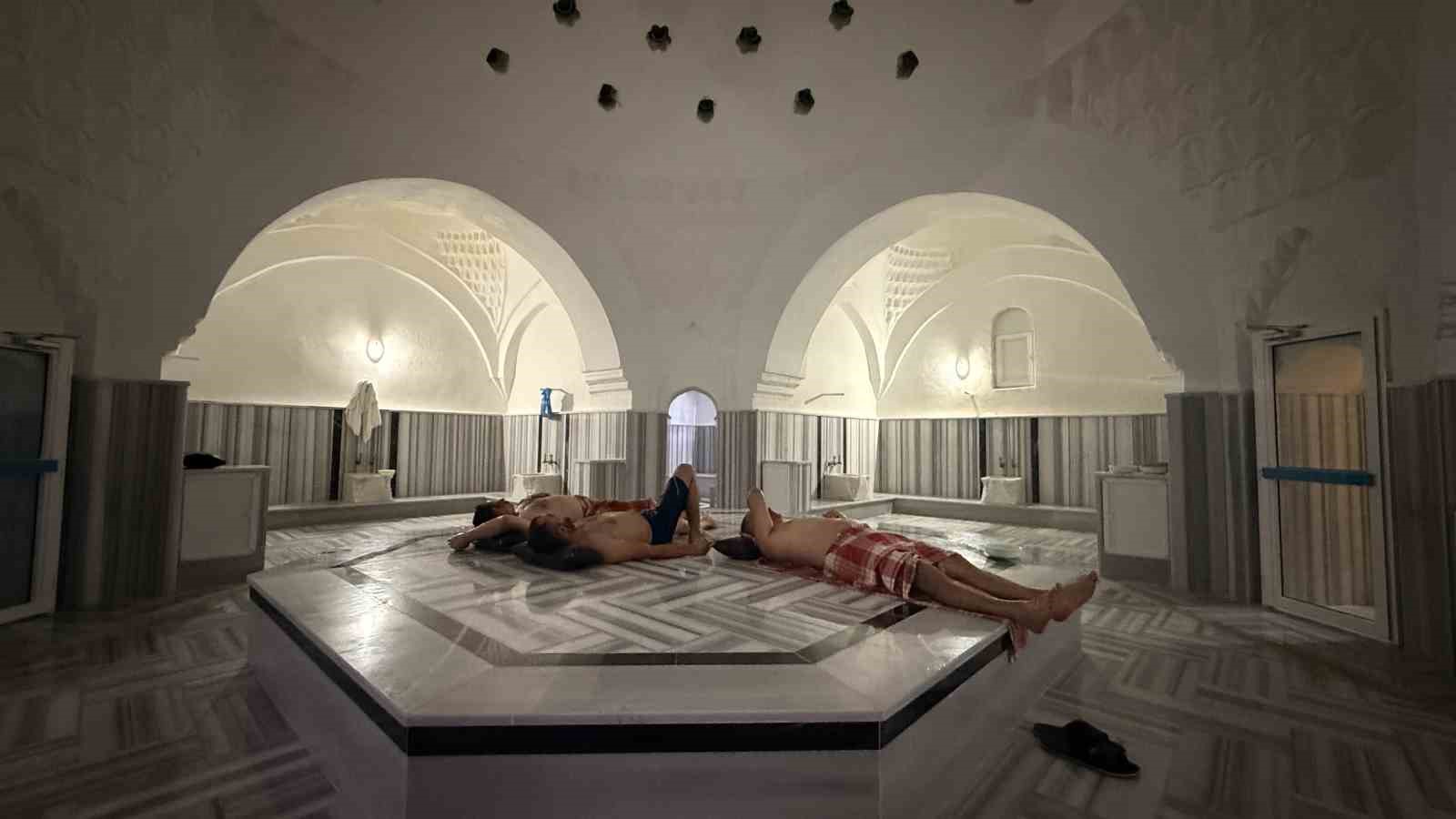 Tarihi hamam 453 yıl sonra farklı bir yöntemle ısıtıldı