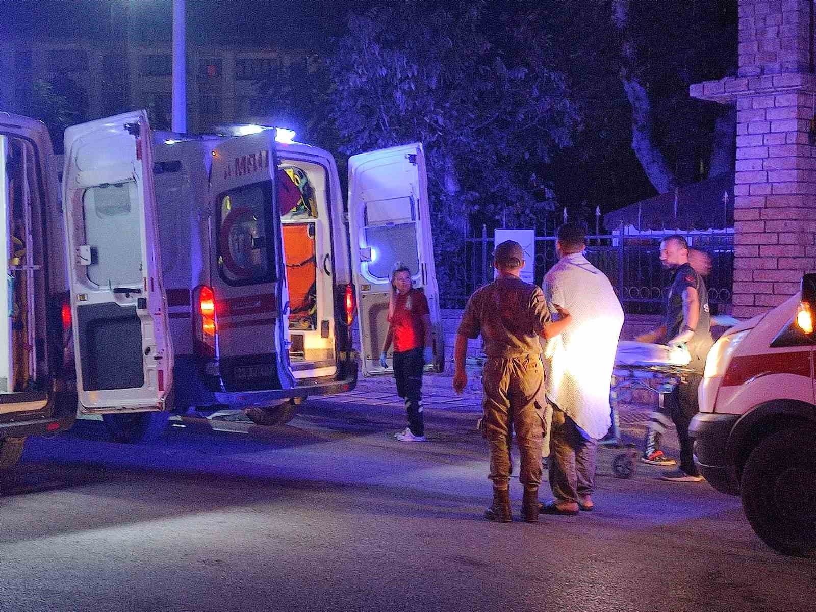 Edirne’de orduevinde çıkan yangında 16 asker dumandan etkilendi